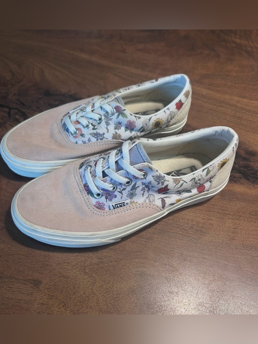 Vans Old Skool Suede Floral Shoe - Picture 3 of 5